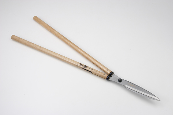 左藤蔵 本職用刈込鋏 180mm (鋭刃) 白樫二尺柄